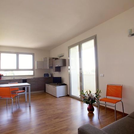 Residence Le Querce Cernusco Sul Naviglio Room photo