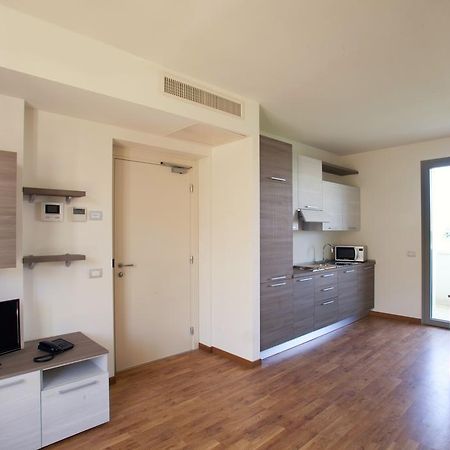 Residence Le Querce Cernusco Sul Naviglio Room photo
