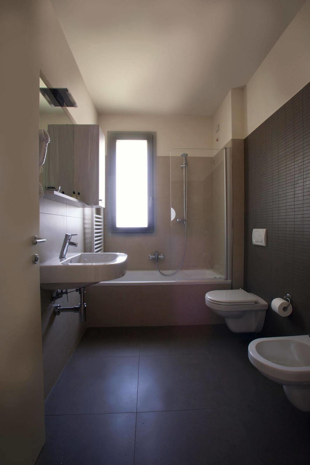Residence Le Querce Cernusco Sul Naviglio Exterior photo